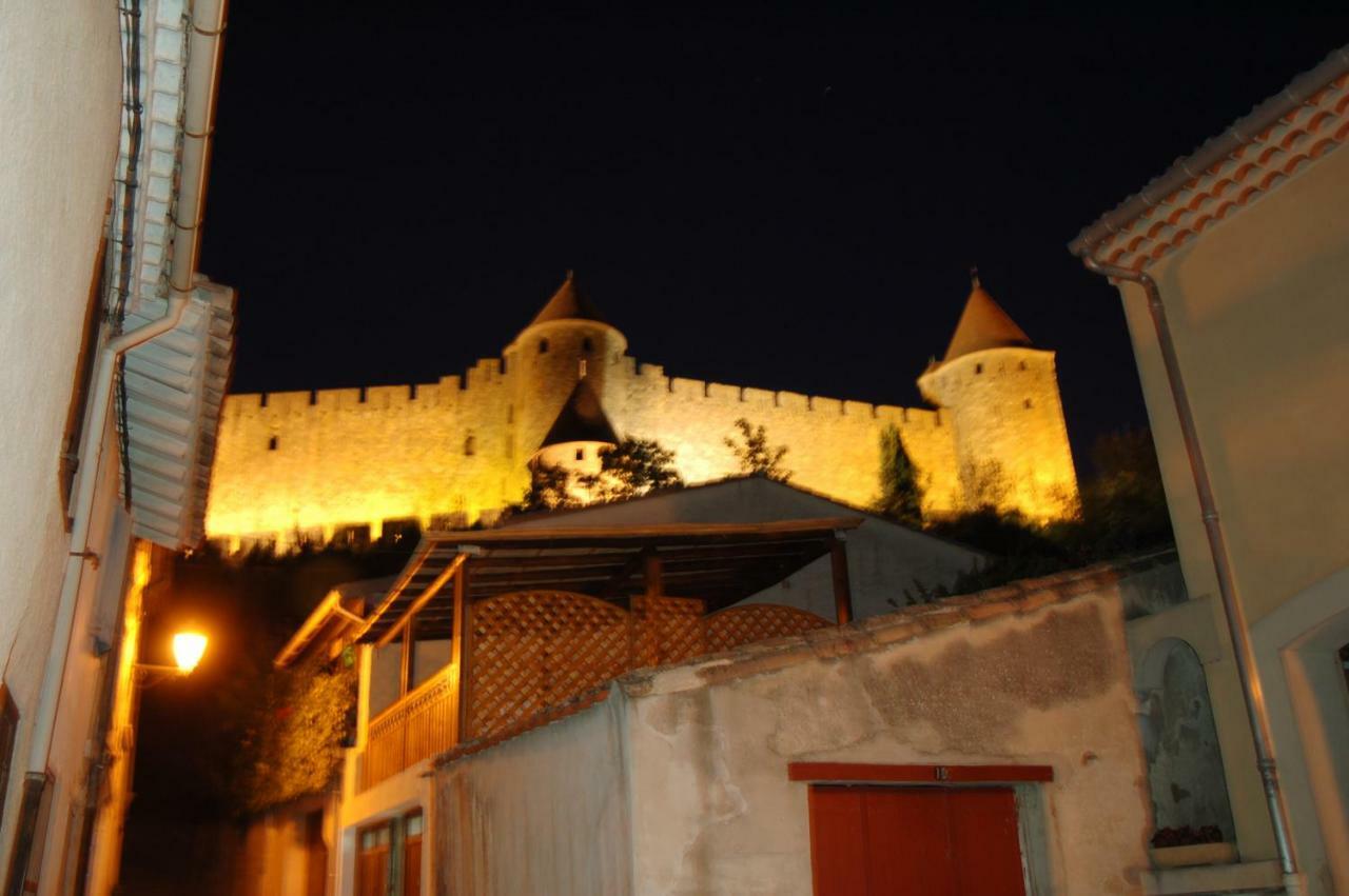 Maison Des Remparts Nichee Sous La Cite Carcassonne Buitenkant foto