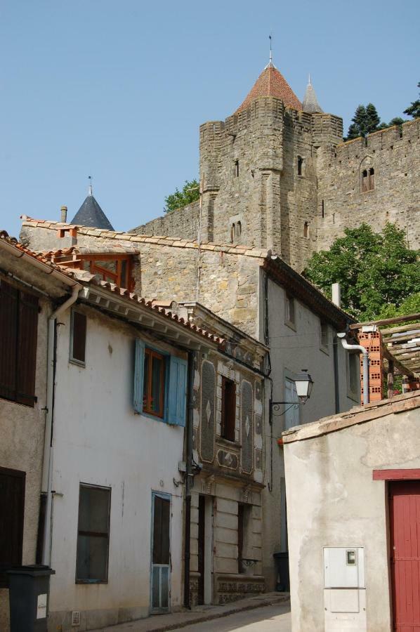 Maison Des Remparts Nichee Sous La Cite Carcassonne Buitenkant foto